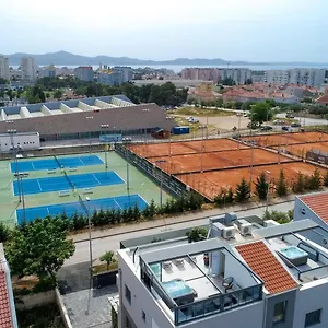 Luxury Majpruz Apartment